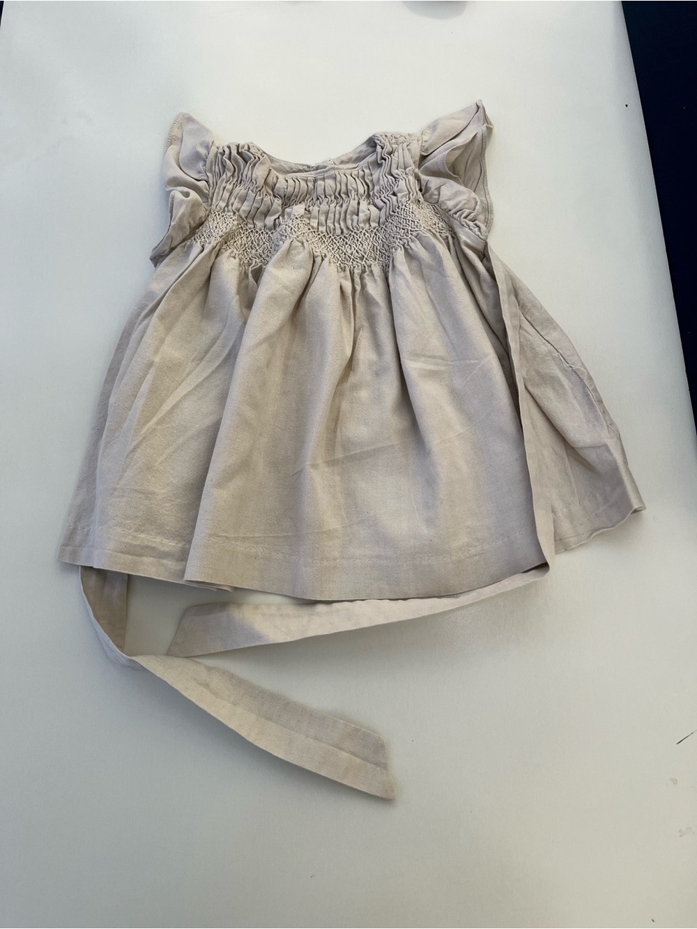 bella bliss Cream Smocked Flutter-Sleeve Dress
